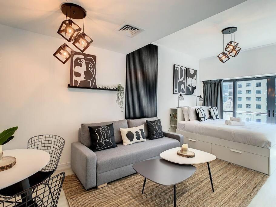 Luxury Modern Studio In Jlt With Amazing View & Rooftop Pool - Sleeps 3 Dubai Eksteriør billede