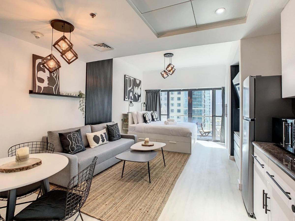 Luxury Modern Studio In Jlt With Amazing View & Rooftop Pool - Sleeps 3 Dubai Eksteriør billede